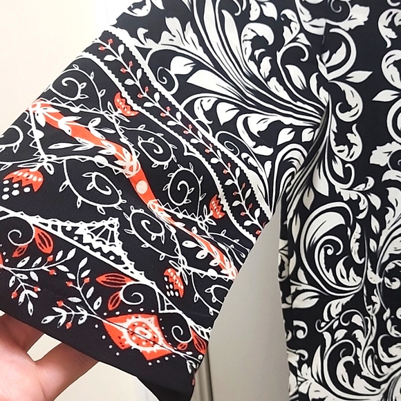 Black White Dress Long Sleeve Size M - Picture 2 of 12